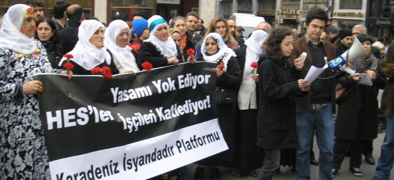 HES’ler İşçileri Öldürüyor, HES’ler Yaşamı Yok Ediyor /12.02.2011
