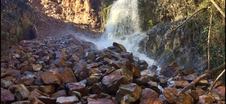 Hazine aranan şelaleye suç duyurusu