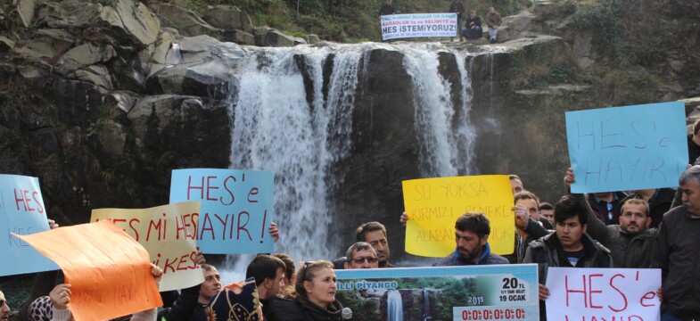 Karaoluk halkı Çiseli Şelalesi için ayaklandı..