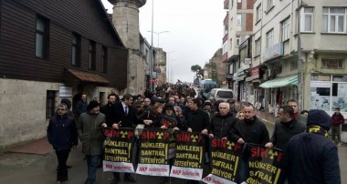 Sinop’ta Nükleer Karşıtlar Toplantıya Alınmadı Üstüne Birde Biber Gazı Yedi