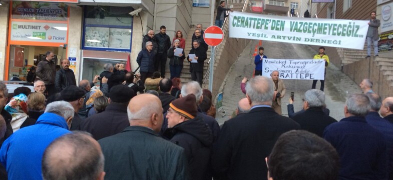 Madencilik Çaresizlikle Bağımlı Hale Getirilmiş Halk Oluşturur