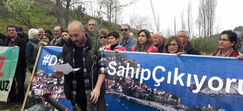 Amasra’da termik santrale karşı zeytin fidanı diktiler