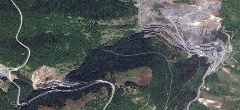 Taş Ocakları Çam Ormanlarını Yok Etti