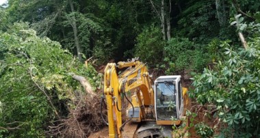 Maden sondajına halk tepki gösterdi
