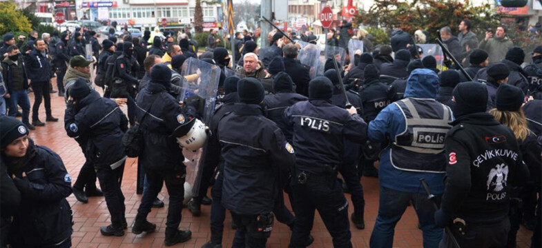 Sinop’ta nükleer santral toplantısını protesto eden yurttaşlara dava açıldı