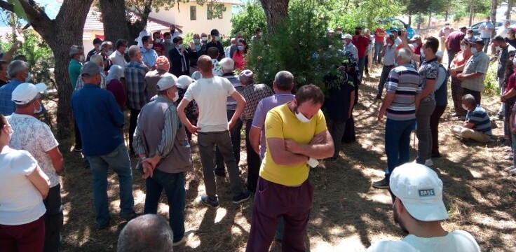 Çorum’da siyanürlü aramaya karşı çıkan köylüler eylem yaptı