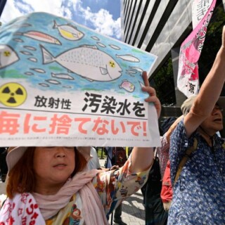 Japonya, Fukuşima’daki radyoaktif atık suyu okyanusa boşaltmaya başladı